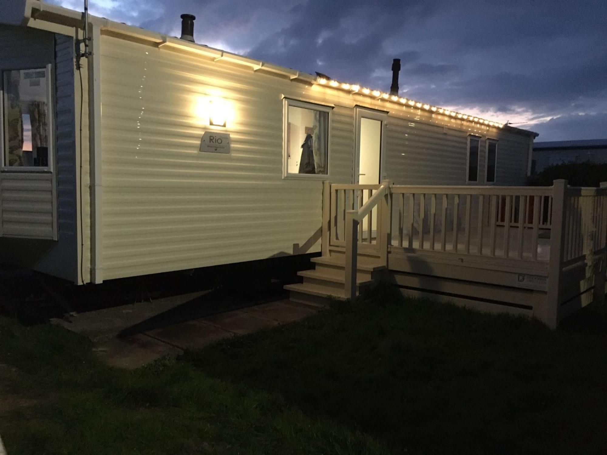 Two X 8 Berth Static Caravan On Lyons Robin Hood Rhyl North Wales Meliden Exteriör bild